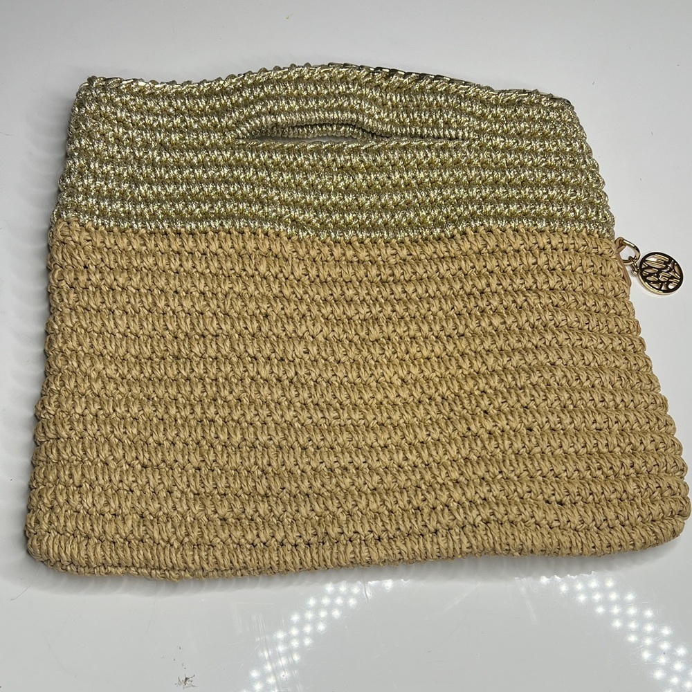 Lilly Pulitzer Beige Straw and Gold Crochet Chain Trim Hand Flat Tote Clutch Bag - Picture 1 of 9
